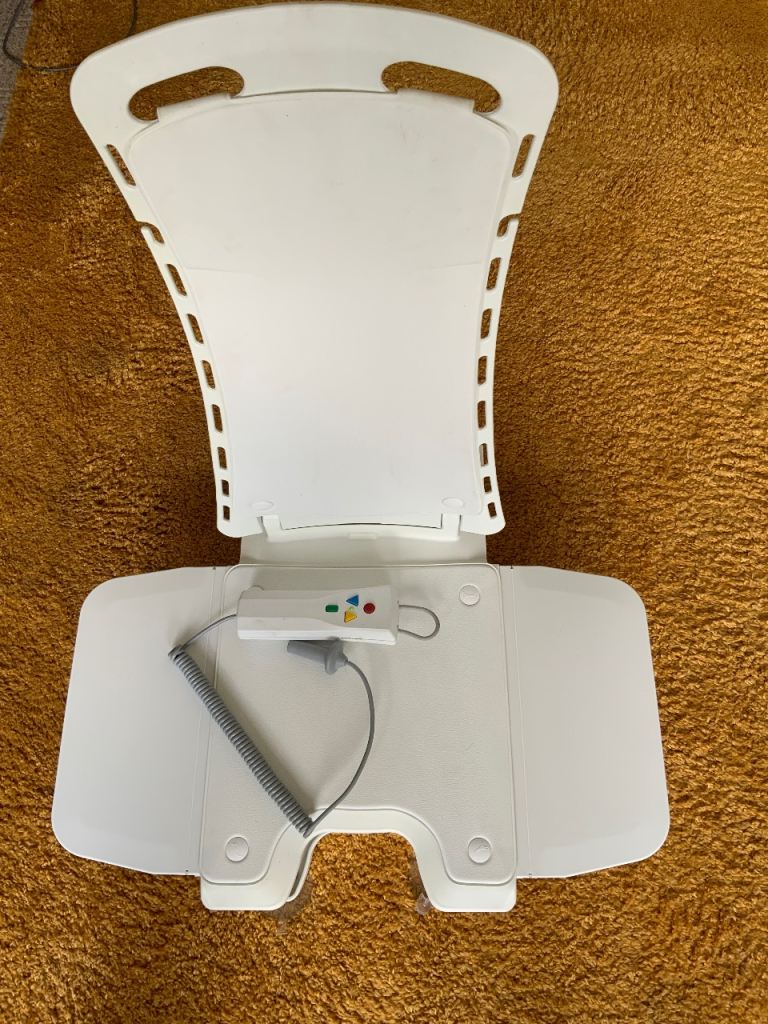 Belavita bath lift  