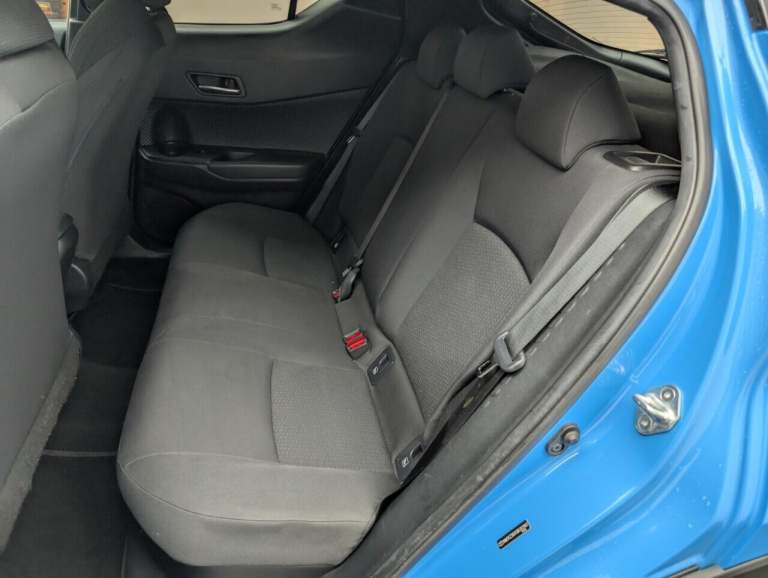  Toyota C-HR 1.8 VVT-h Design SUV 5dr Petrol Hybrid CVT Euro 6 (s/s) (122 ps) - HEATED S Petrol/E...