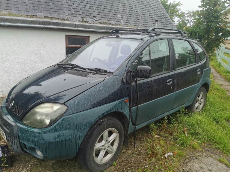 Renault, 2001, 1870 (cc)