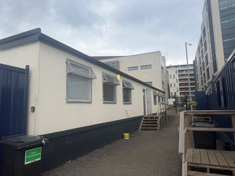 🏗️ LARGE SITE OFFICE / MODULAR SITE ACCOMMODATION FOR SALE – 74.4m²