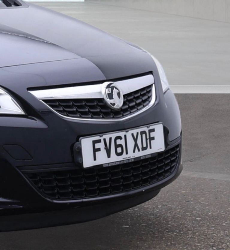 Vauxhall, ASTRA, Hatchback, 2011, Manual, 1598 (cc), 5 doors