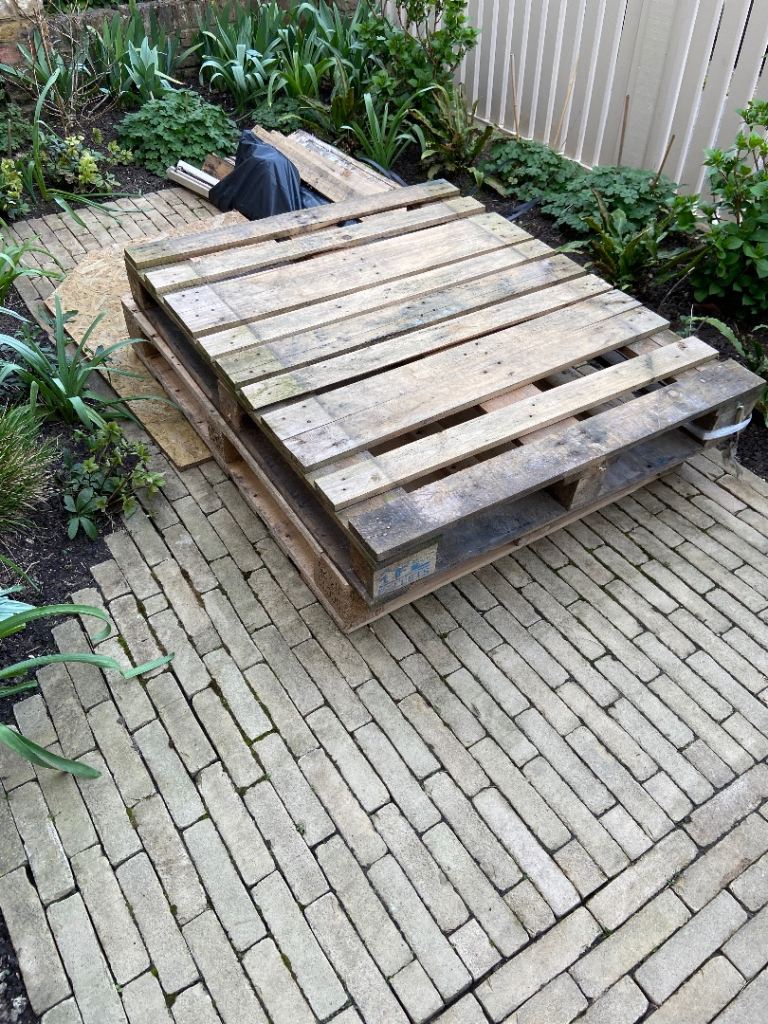 Wooden pallets 