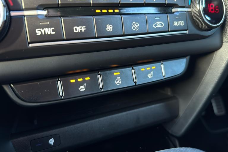  Kia Xceed 1.5 T Gdi Gt Line S Suv 5dr Petrol Dct Euro 6 s/s 138 Bhp Petrol