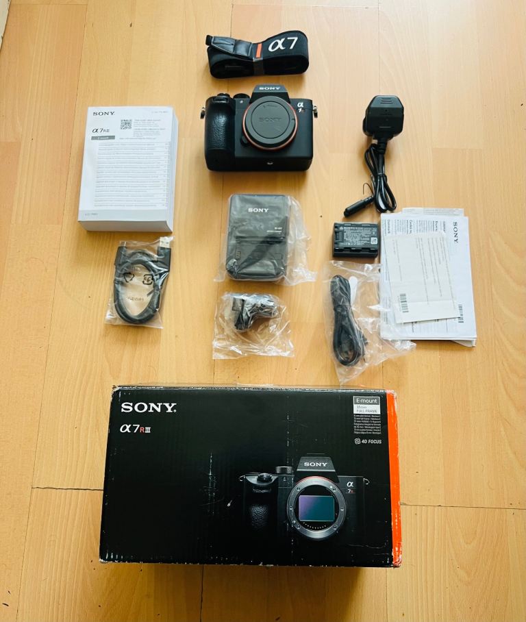 Sony A7R III Digital Camera Body Only Like New 42.4MP