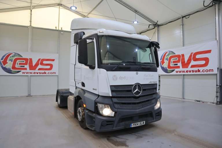 2014 (14 PLATE) Mercedes Benz Actros 1840 4x2 Euro 6 Tractor Units