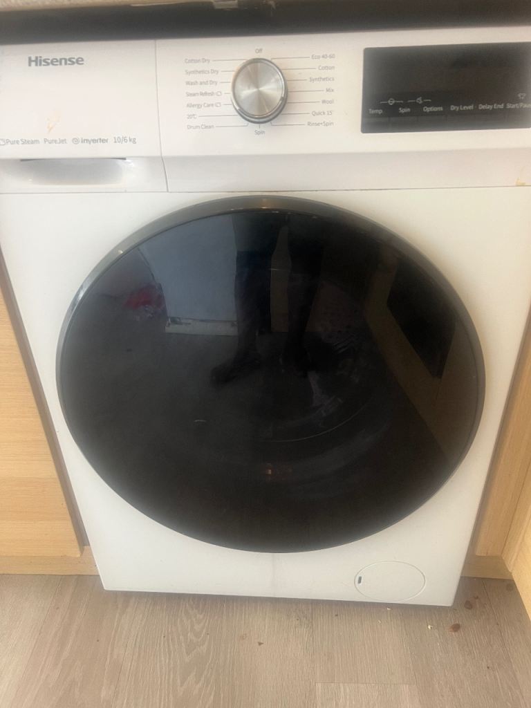 Hisense Washing Machine – White, Good Condition