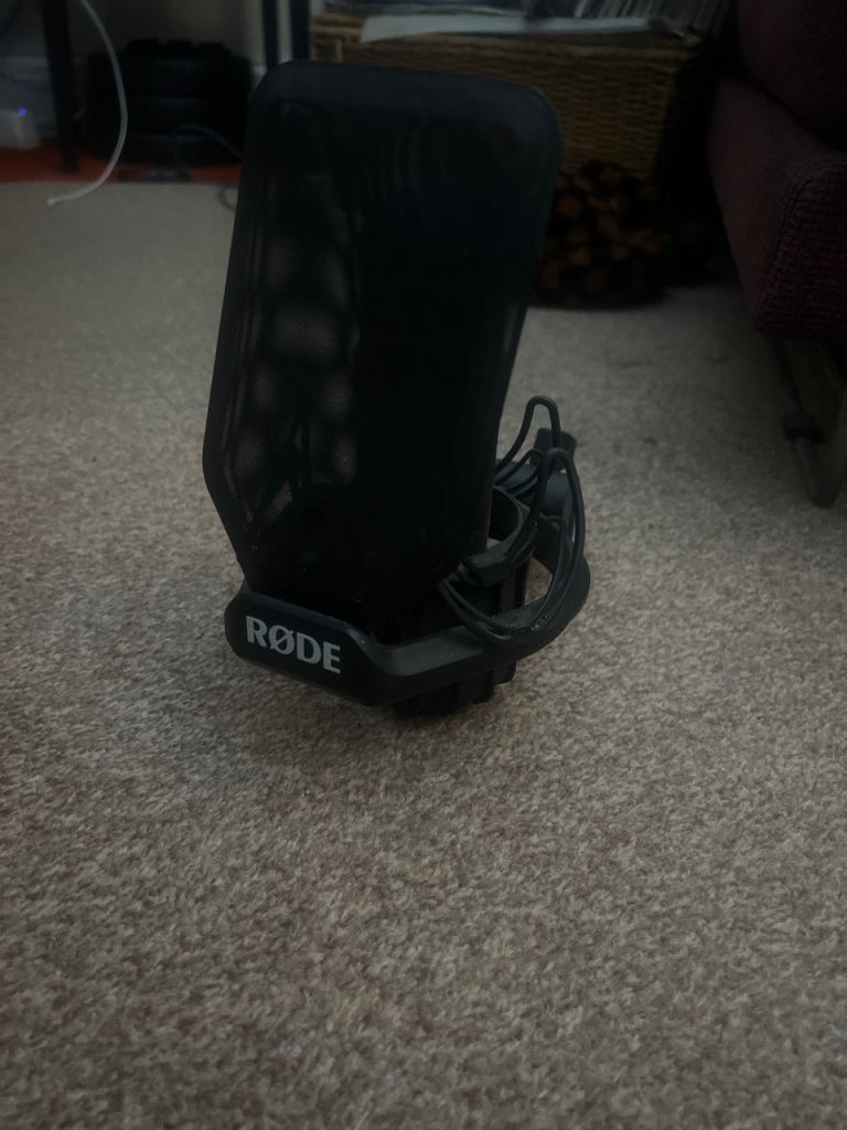 Rode NT1 Microphone 