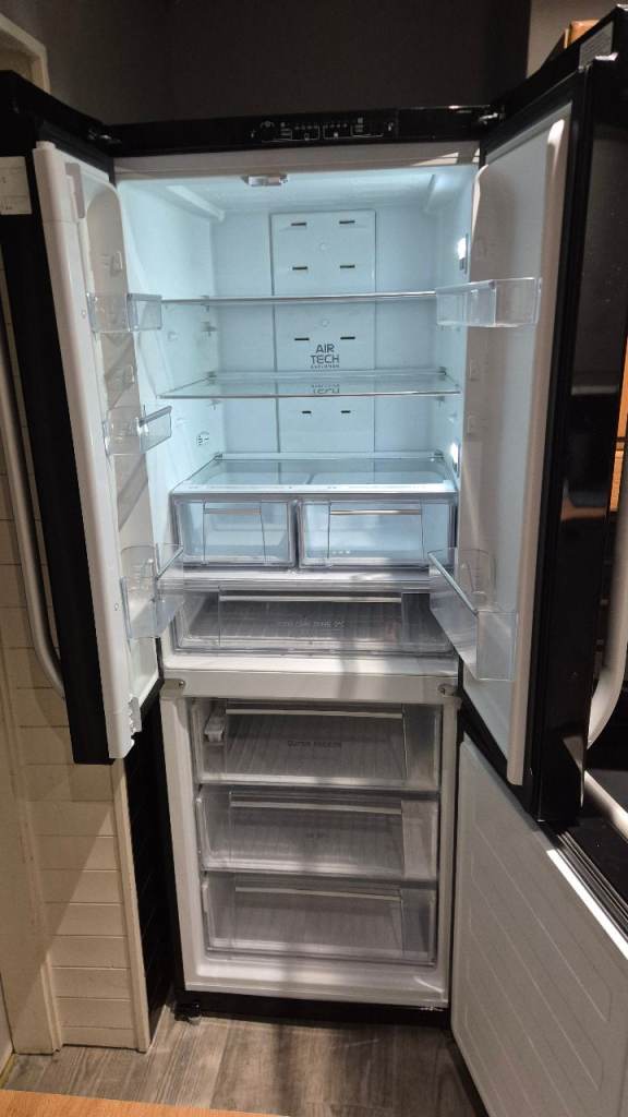Hotpoint ffu3dk fridge freezer