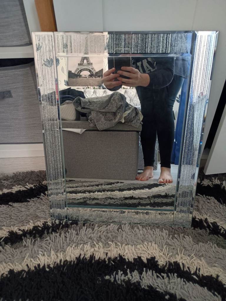 Mirror PENDING COLLECTION 