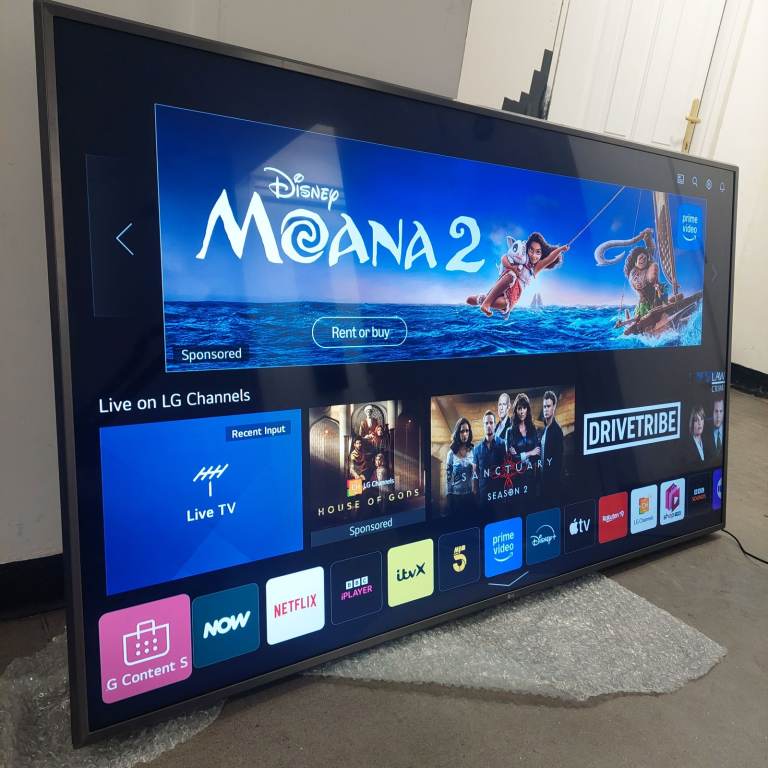 65"LG 4K ULTRA HD WIFI LED TV PERFECT WORKING 295£