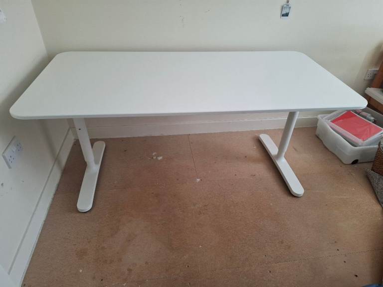 Desk White 160 x 80 cm - Height adjustable