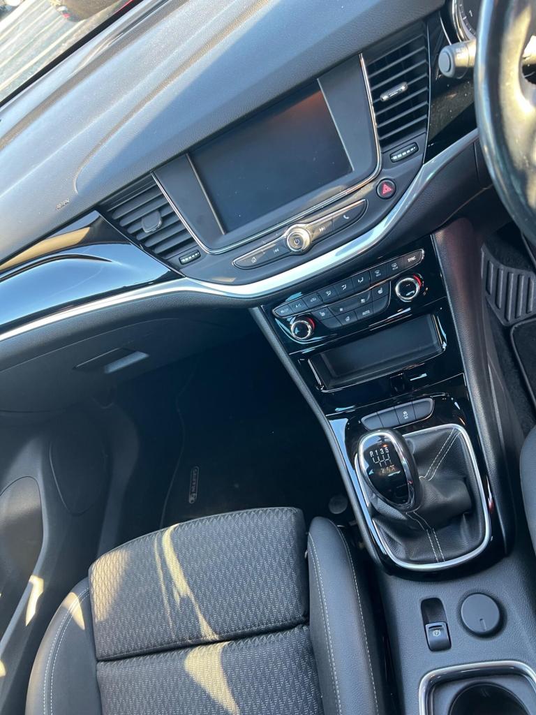 2019 Vauxhall Astra 1.4T 16V 150 Griffin 5dr HATCHBACK PETROL Manual