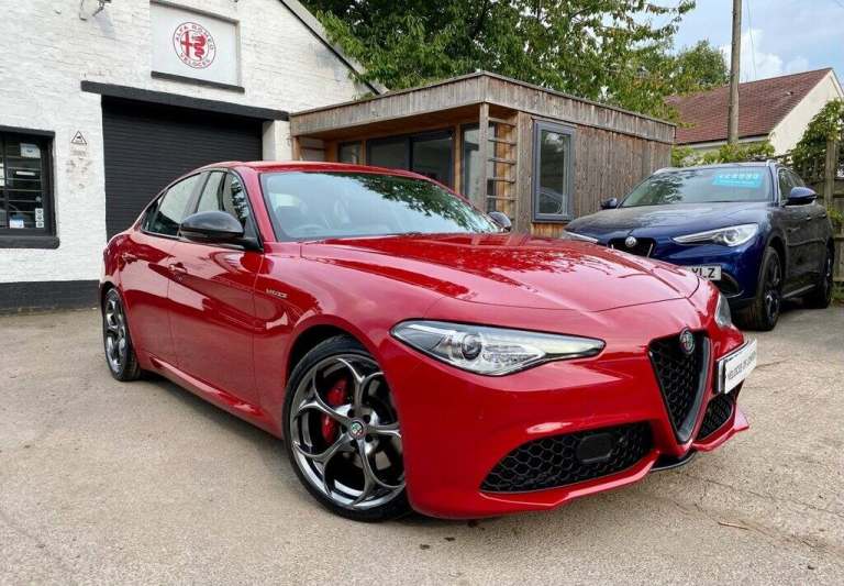 2017 Alfa Romeo Giulia 2.0 TB 280 Veloce 4dr Auto SALOON PETROL Automatic
