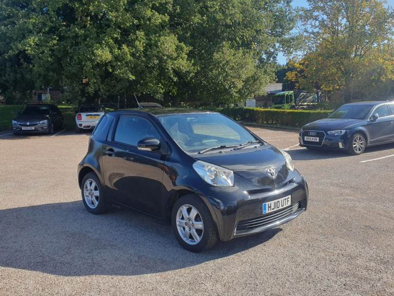 Toyota IQ Long Mot, Hatchback, 2010, Manual, 998 (cc), 3 doors