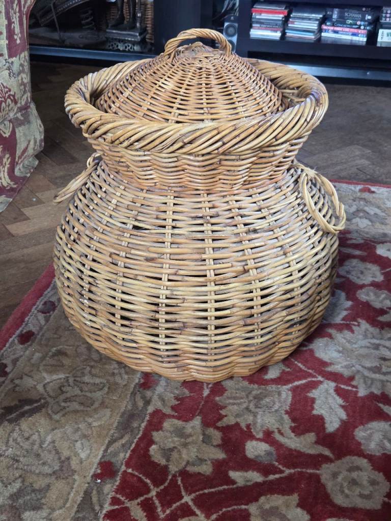 Laundry basket. 