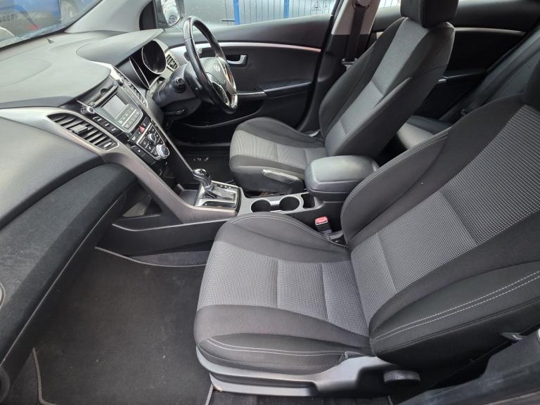 HYUNDAI I30 1.6 CRDi Active 2014