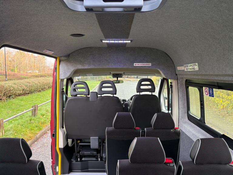 2016 Peugeot Boxer 335 2.2hdi 6spd 130ps Lwb 14 Seat Minibus _ *Only 11,550 Mls*