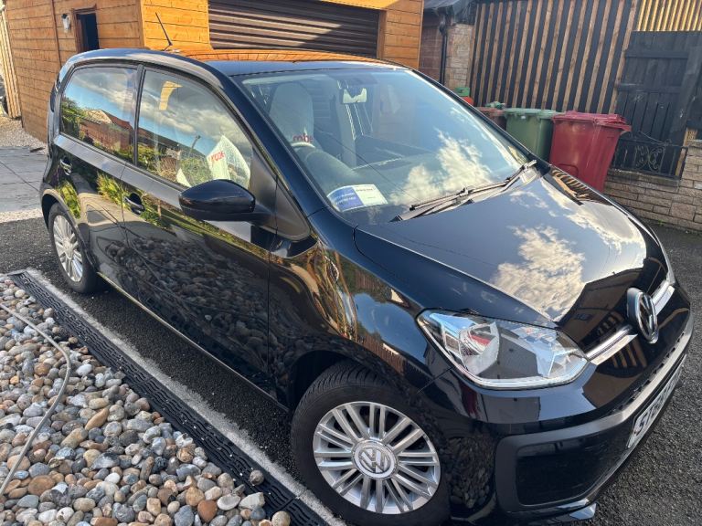 Volkswagen, UP, Hatchback, 2018, Manual, 999 (cc), 5 doors