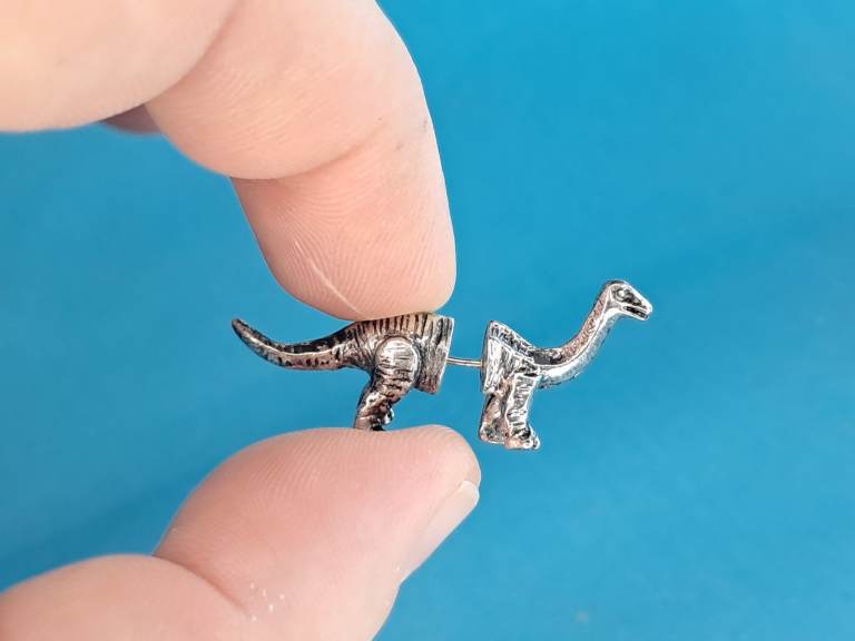 Beautifull Woman's Brontosaurus  (DINO)Earrings with box.