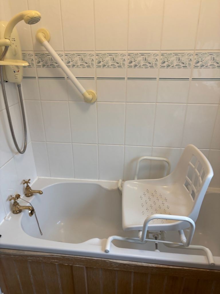 Swivel Bath Seat