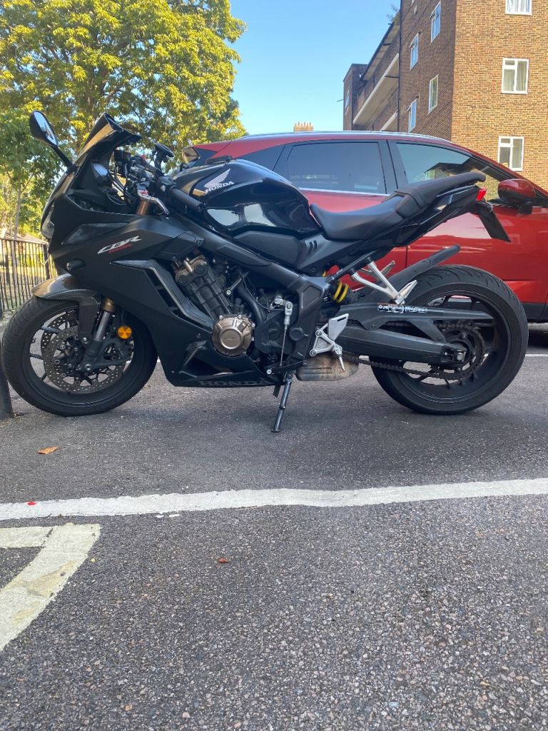Honda CBR 650R, 2021 (71) - low mileage 