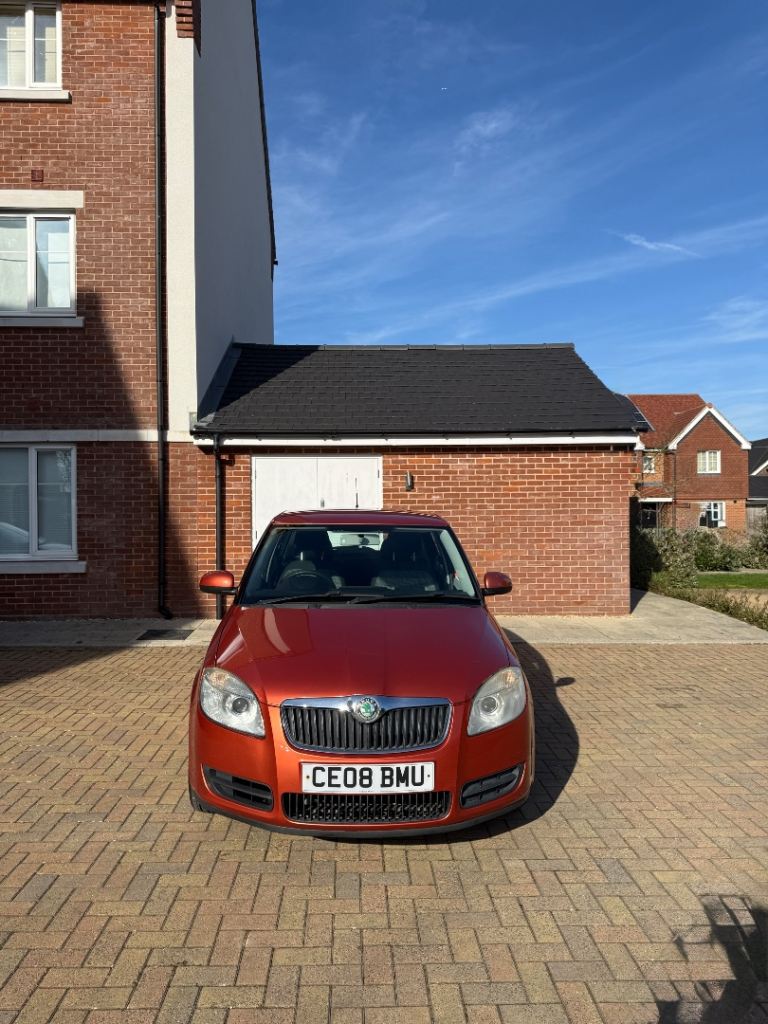 Skoda, FABIA, Hatchback, 2008, Semi-Auto, 1598 (cc), 5 doors