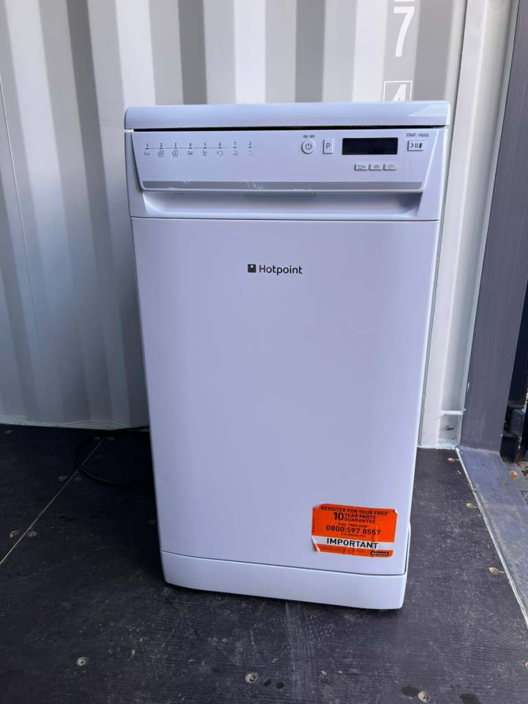 Slimline Dishwasher - Hotpoint (Delivery Available) Product ID:582