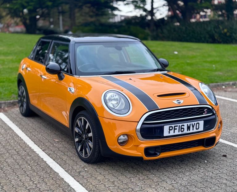2016 Mini Cooper S 2.0 Petrol only 23k miles