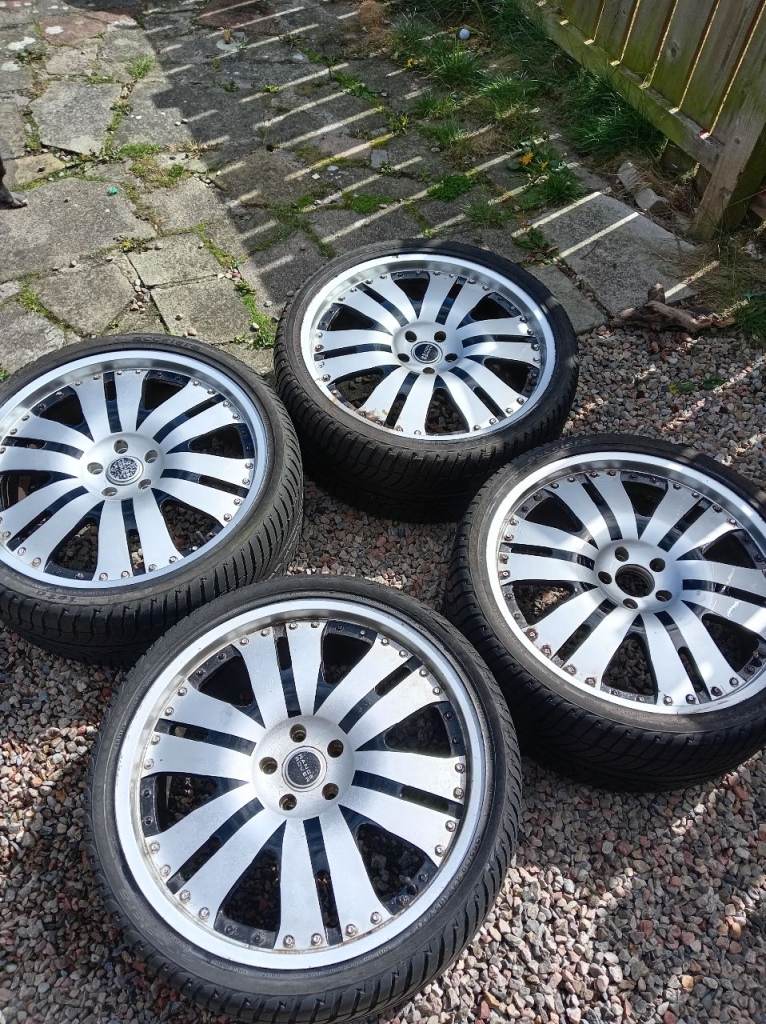 4x 22" Range Rover Alloy Wheels 