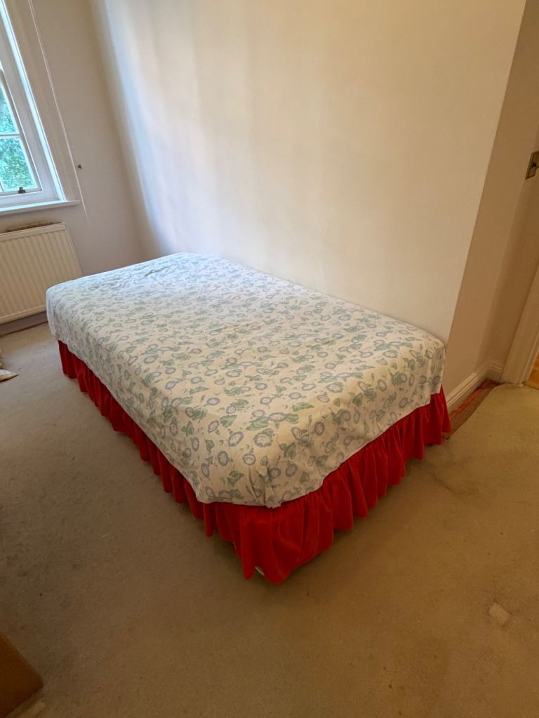 Single Bed with Mattress – Good Condition, Clean Home