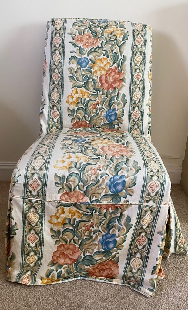 Small upholstered Chair