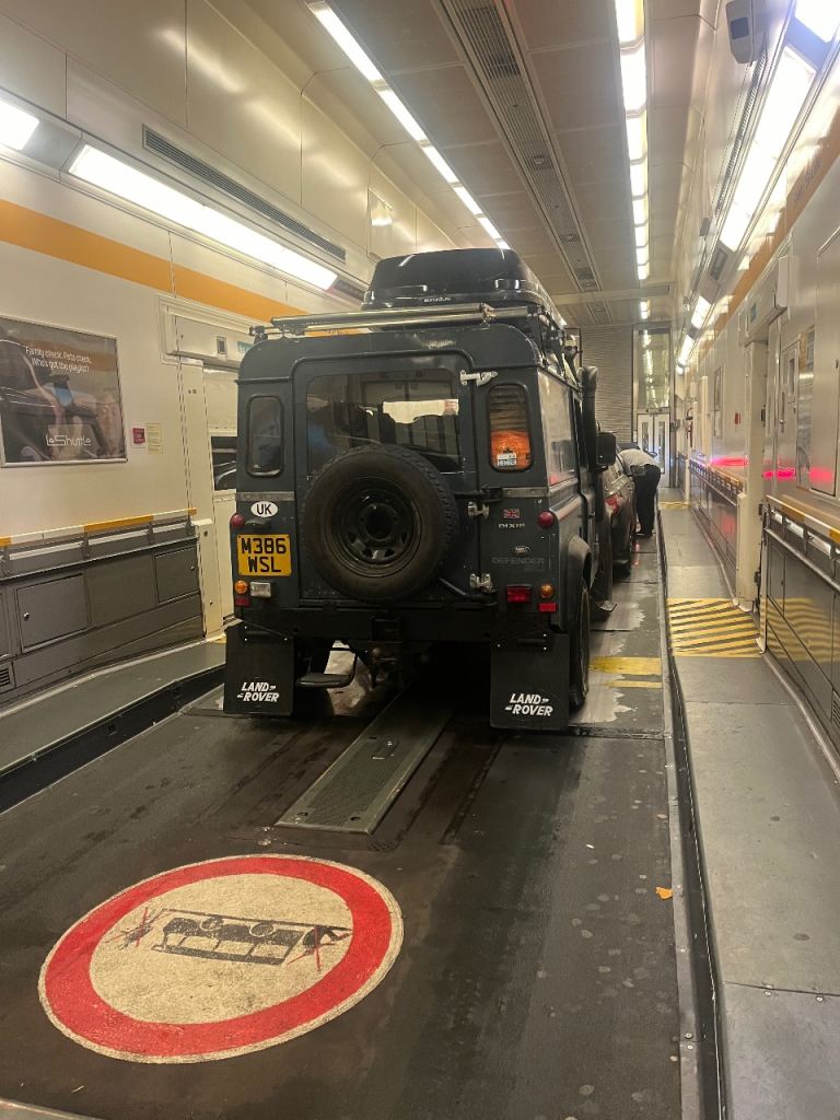 Land Rover Defender 90
