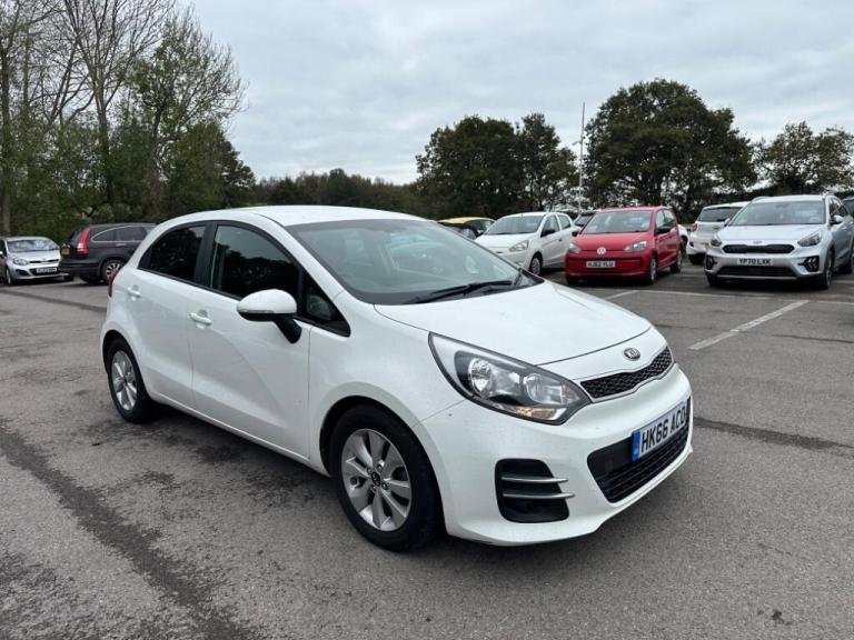 2016 Kia Rio 1.25 SE 5dr HATCHBACK Petrol Manual