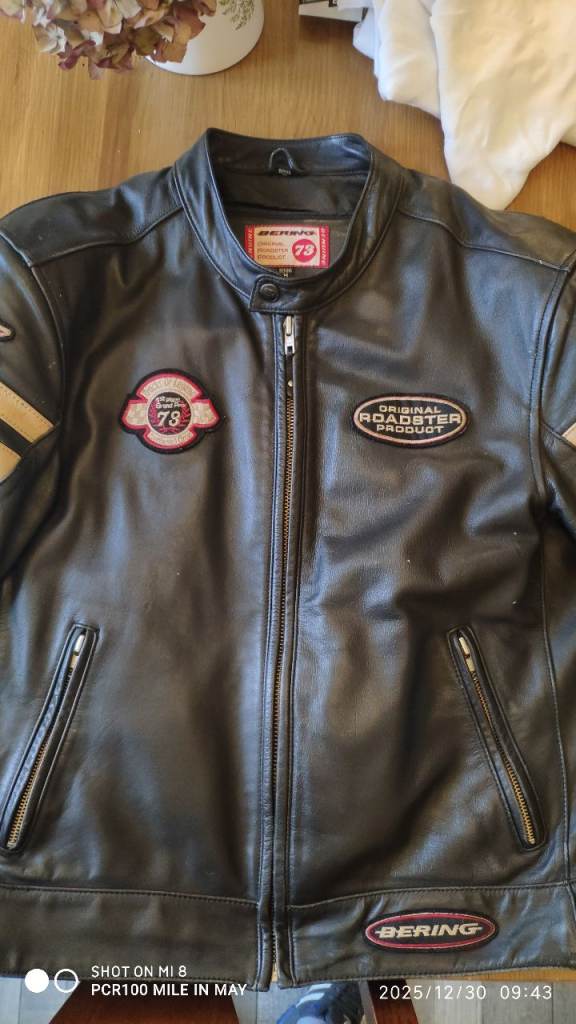 Motorcycle jacket 
