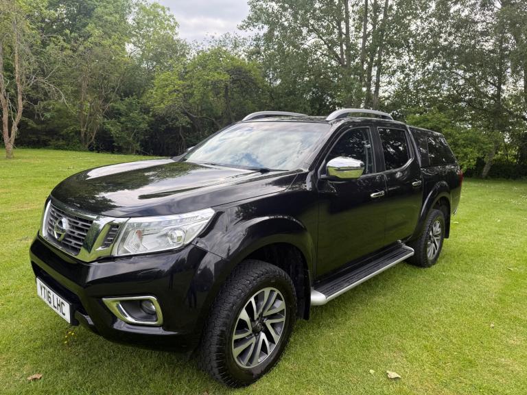 2016 Nissan Navara Double Cab Pick Up Tekna 2.3dCi 190 4WD Auto PICK UP Diesel Automatic