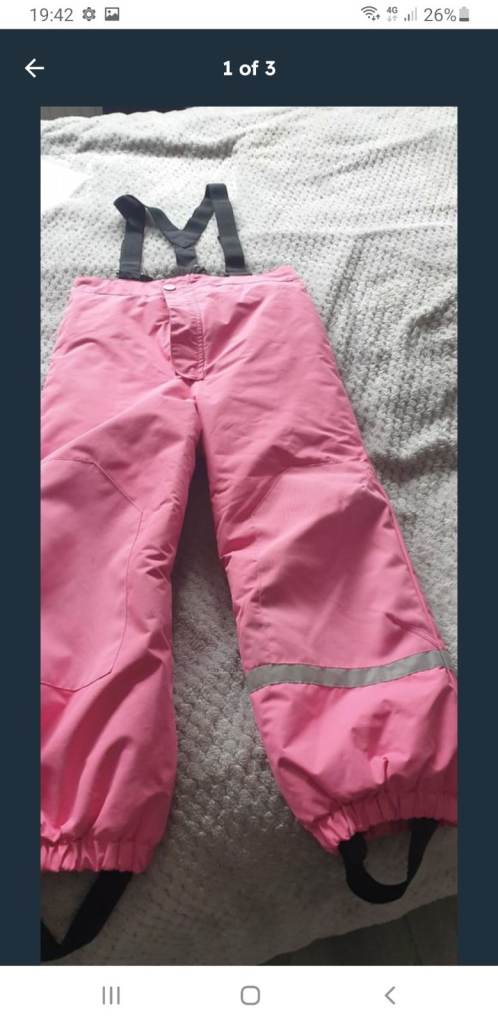 Water proof skiing trousers age 6-7