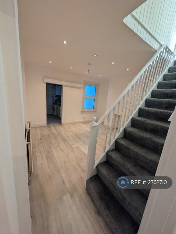 3 bedroom house in Hearns Road, Orpington, BR5 (3 bed) (#2762710)