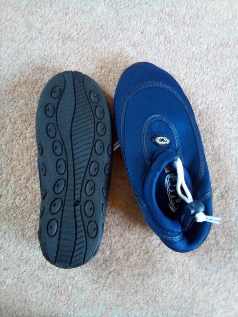 Brand new child's swimming/beach shoes