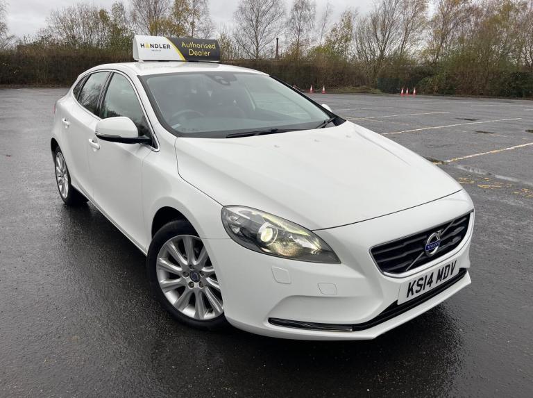 2014 Volvo V40 D2 SE Lux Nav 5dr HATCHBACK Diesel Manual