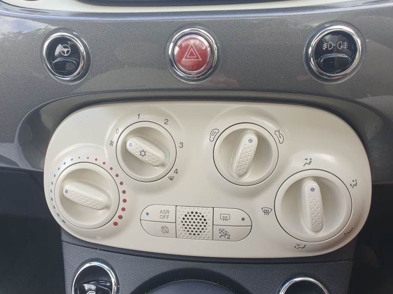 2018 (68) Fiat 500 Lounge 1.2 3 Door Hatchback - Low Mileage/Full Service History