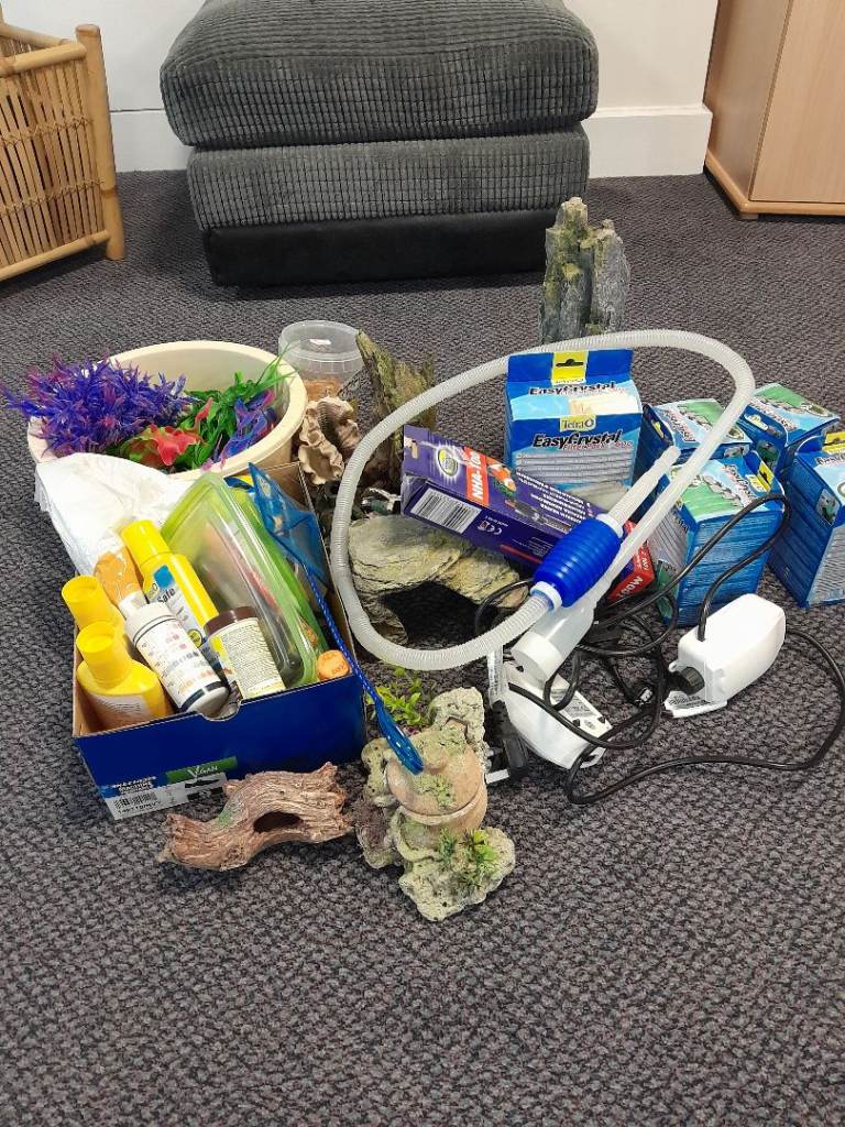 Aquarium Accessories Bundle – Pump, Decorations, and More
