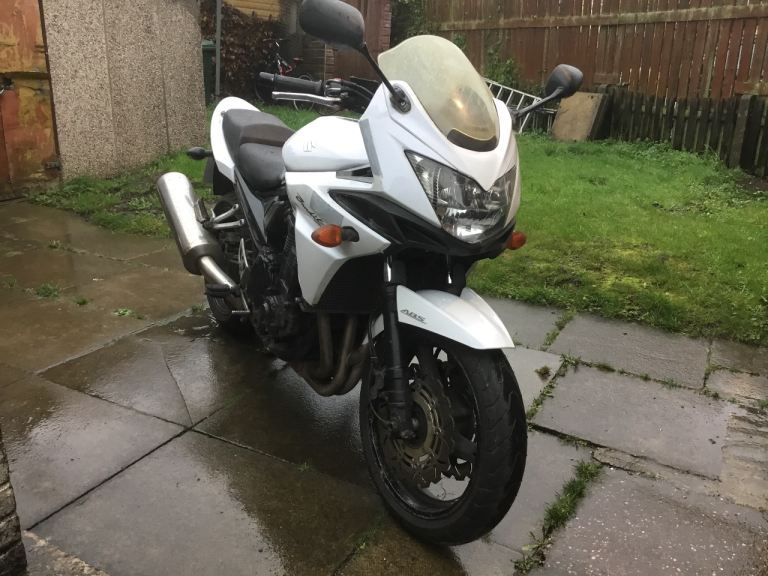 Suzuki bandit 1250, 65 reg 2015, possible delivery.
