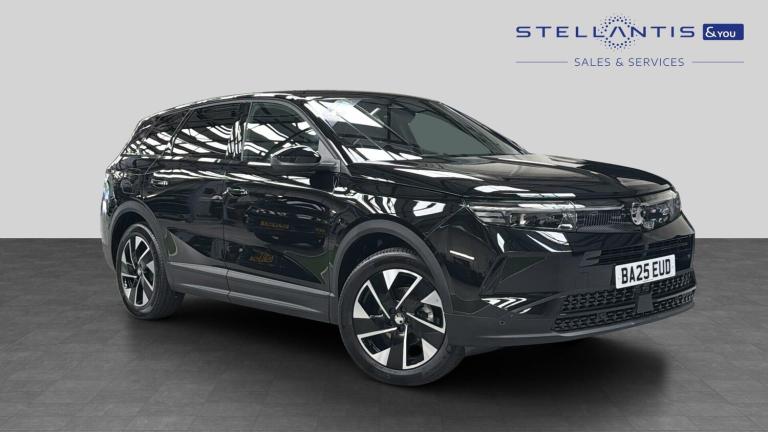 2025 Vauxhall Grandland 1.2 Ultimate SUV 5dr Petrol Hybrid e-DCT Euro 6 (s/s) (136 ps) SUV Hybrid...