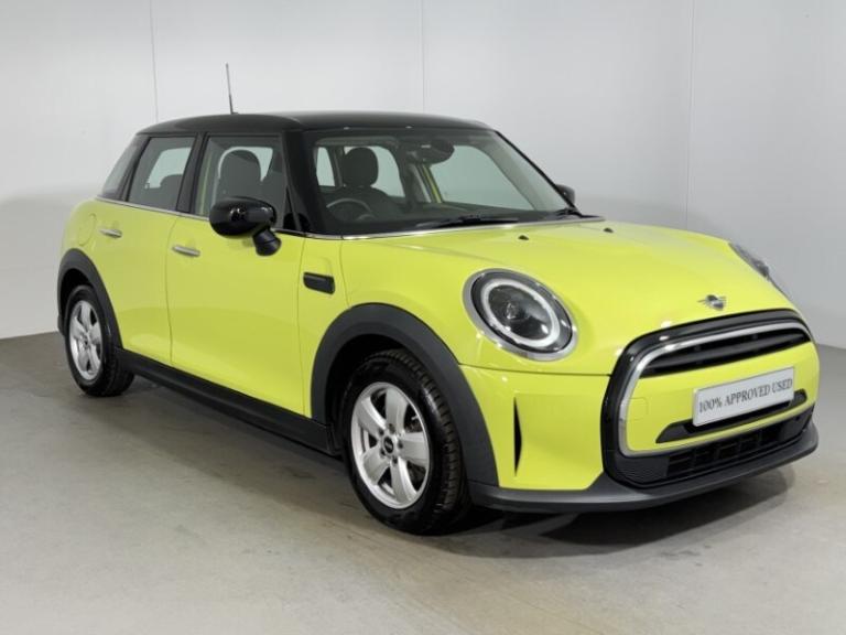 MINI HATCHBACK 1.5 Cooper Classic 5dr Auto