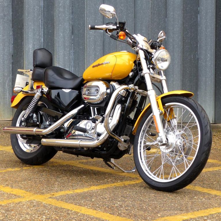 2007 Harley-Davidson XL1200C Custom Sportster – Excellent Condition