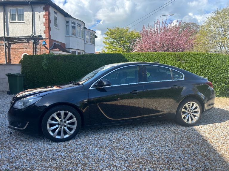 Vauxhall, INSIGNIA, Hatchback, 2016, Manual, 1598 (cc), 5 doors