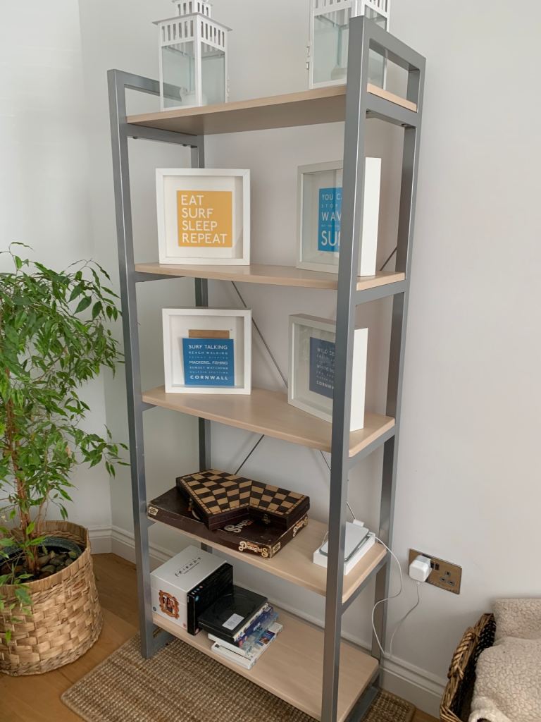 Bookcase storage unit