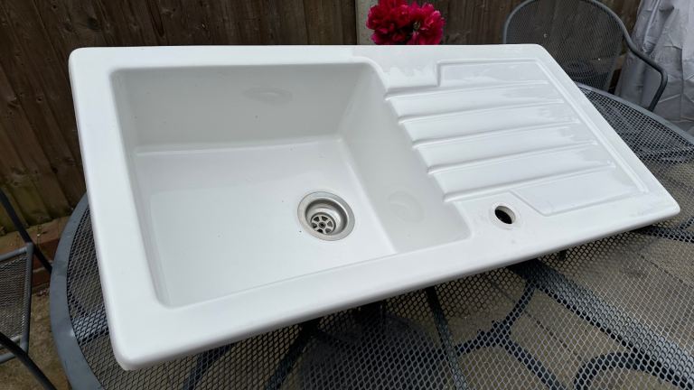Taylor & Moore Alexandra White Ceramic 1 Bowl Kitchen Sink + Reversible Drainer - Collection Only