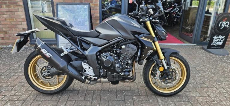 Honda Hornet SP 1000 in Black