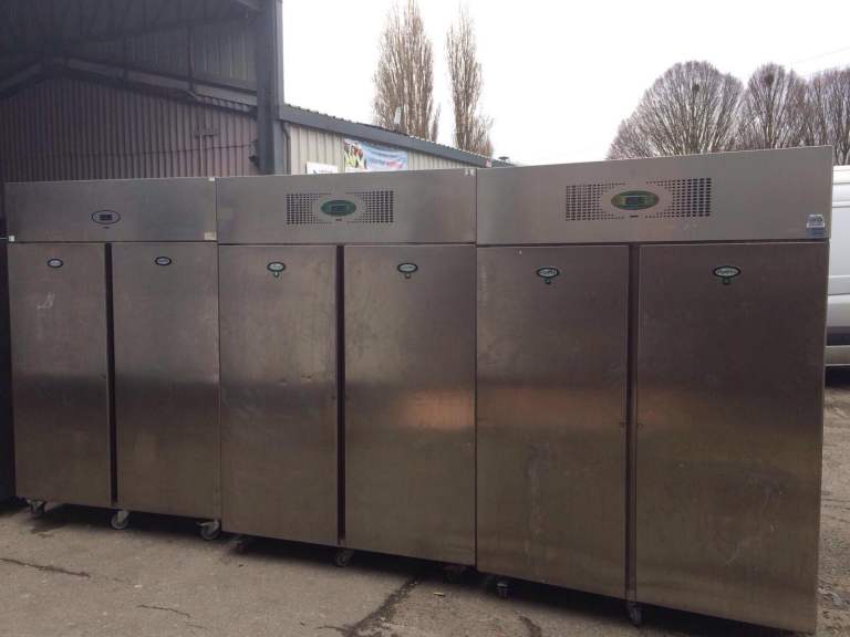 Commercial double door foster fridge fully serviced cafe shop restaurant takeaway 